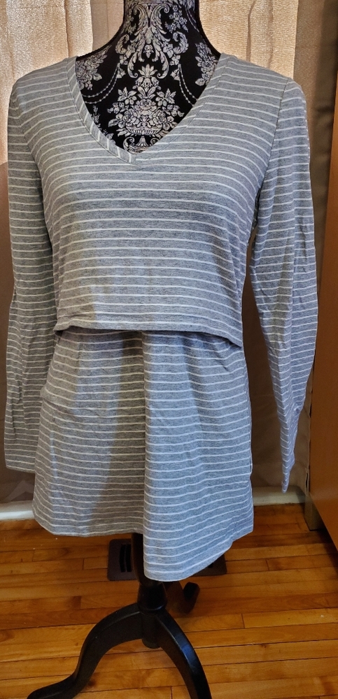 Medium nursing shirt